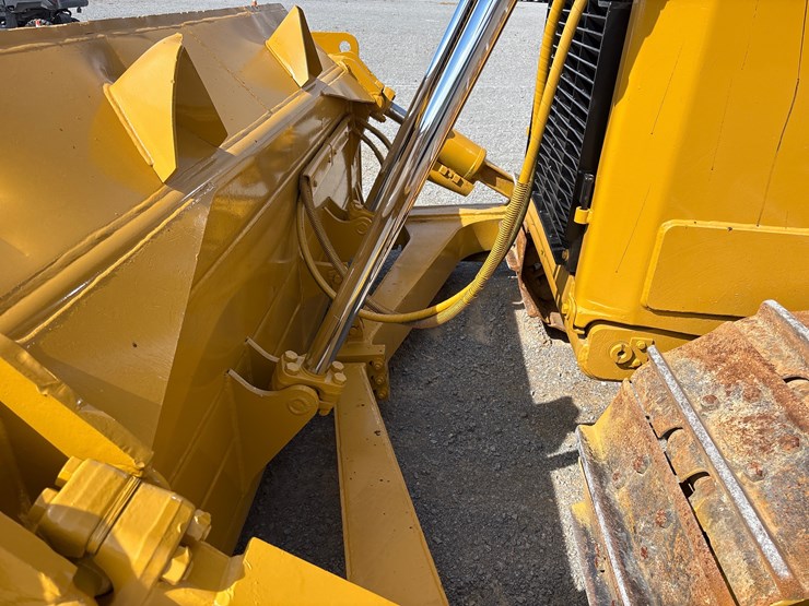 2007-caterpillar-d6t-xl-image-10