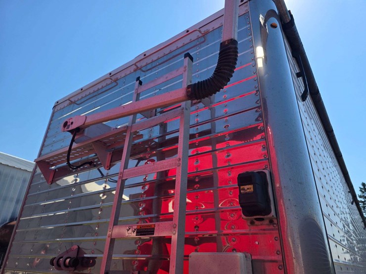 2013-wilson-50'-hopper-bottom-trailer,-84"-wide-with-102"-sides,-commodity-tubes,-ddl-triple,-electr-image-6