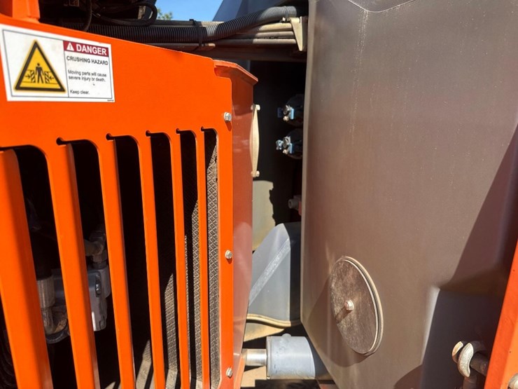 2016-hamm-hd+-120i-smooth-double-drum-roller-image-19
