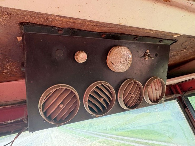 massey-ferguson-205-image-34