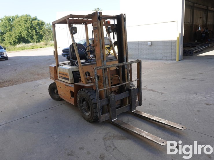 komatsu-fg20-8-image-3
