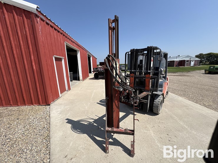 shaver-hydraulic-post-pounder-image-3