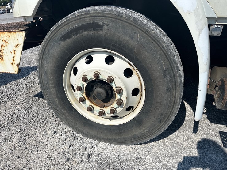 international-durastar-4300-image-8