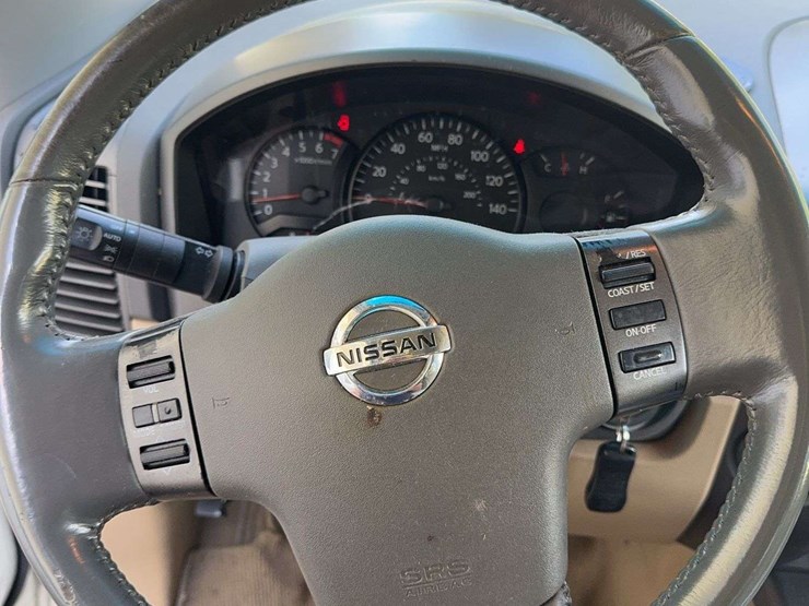 2007-nissan-armada-image-16