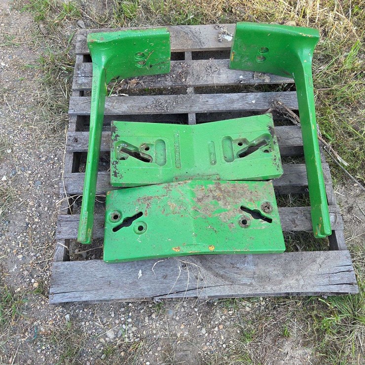 JOHN DEERE 2