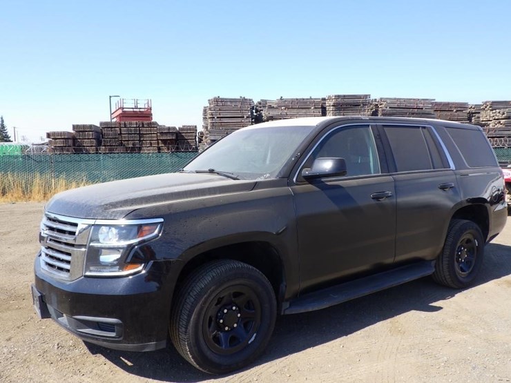2020-chevrolet-tahoe-image-1