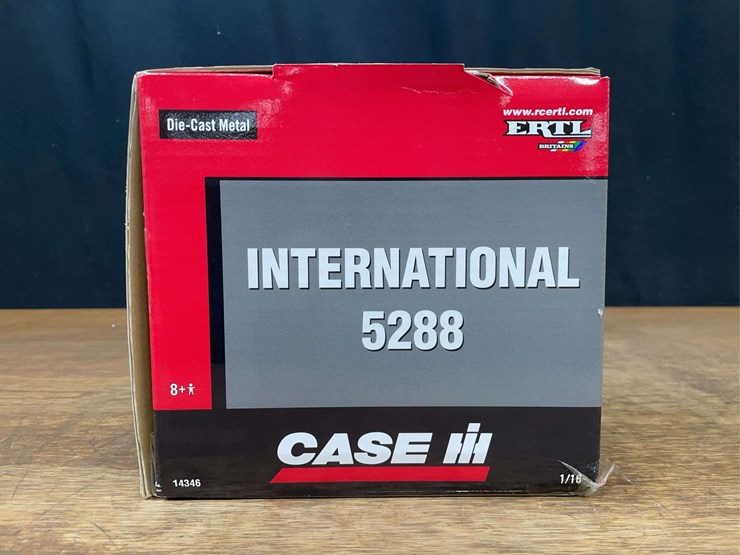 1/16-ih-5288-nib-ertl-image-5