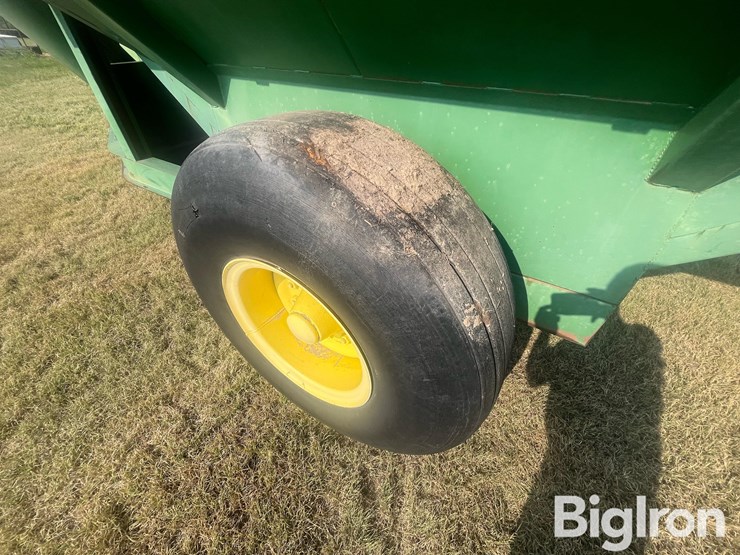 john-deere-400-image-17