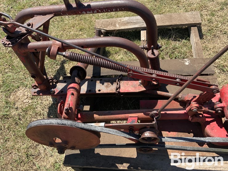 massey-ferguson-7-image-12