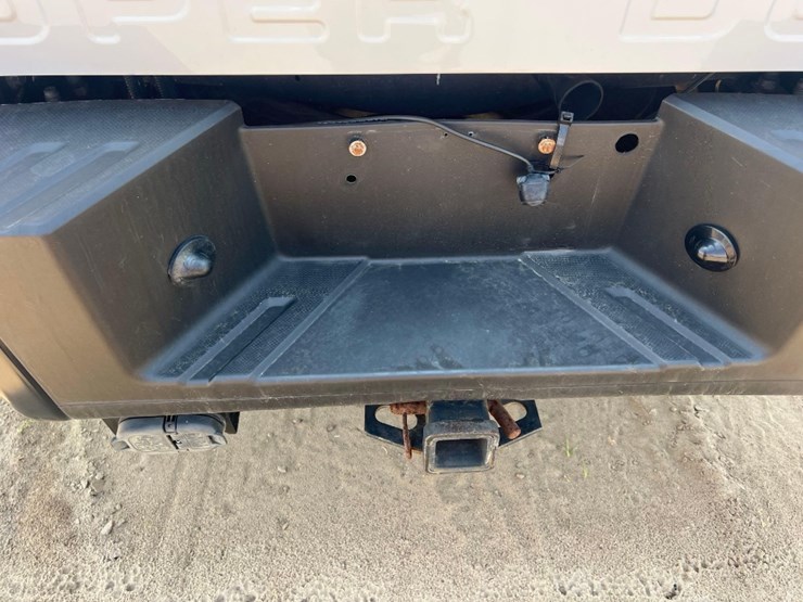 2016-ford-f250-xl-image-17