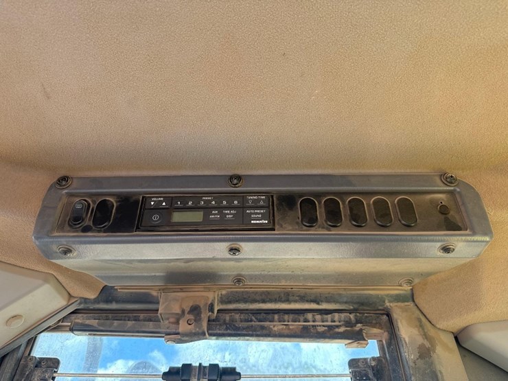 2019-komatsu-wa380-8-image-33