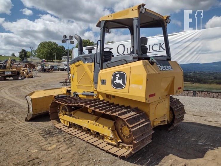 2022-deere-450k-image-45