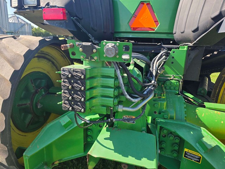 2000-john-deere-9400t-image-40
