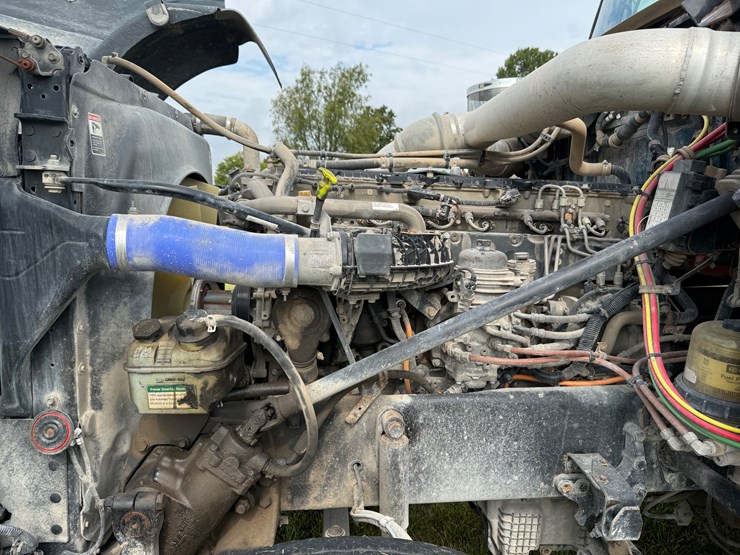 western-star-4900-image-16