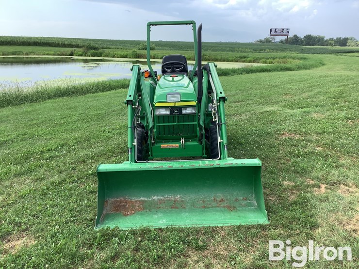 2003-john-deere-790-image-2