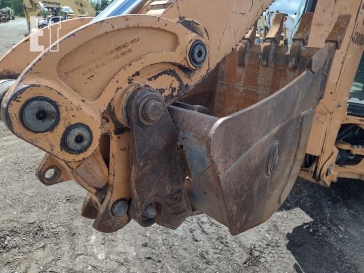 2012-case-580sn-wt-image-31