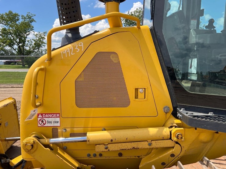 2021-komatsu-d39px-24-image-28