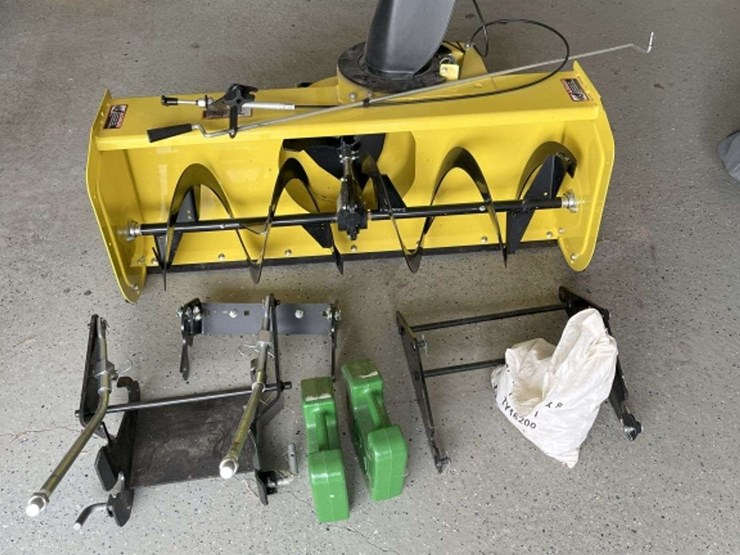 2021-john-deere-44-image-2