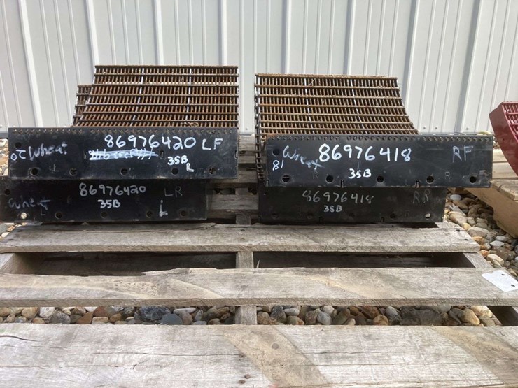 small-wire-concaves-for-9000-series-caseih-flagship-combine,-used-once,-(4)-pcs-image-2