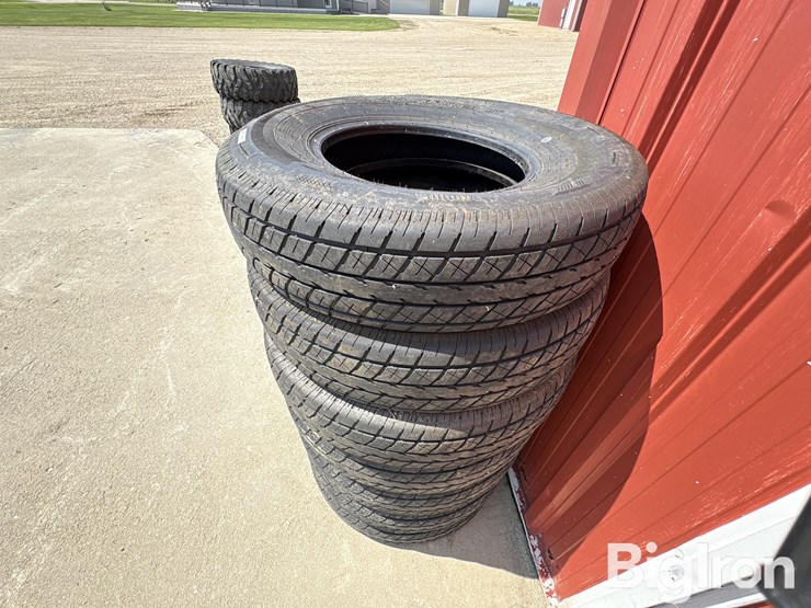 rainier-st-st235/80r16-trailer-tires-image-8