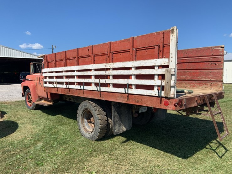 1958-ford-single-axle-grain-truck-image-11
