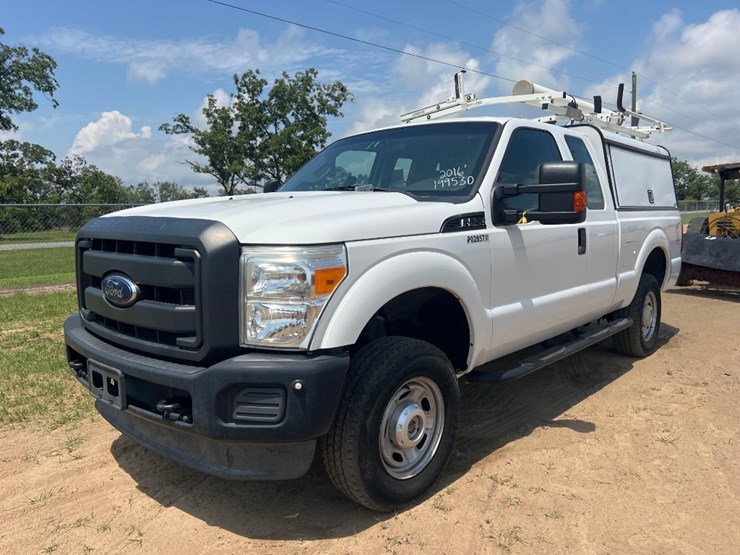 2016-ford-f250-xl-image-8