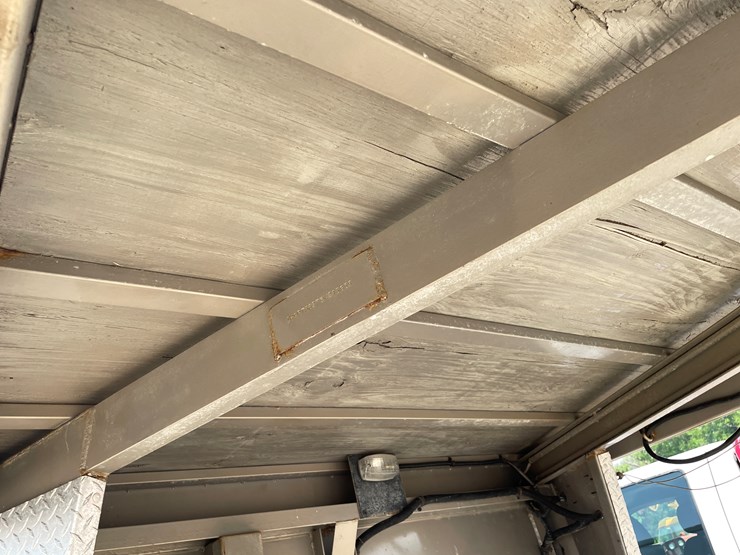#6303-•-2003-hawk-horse-trailer,-(sells-with-paperwork-to-obtain-title-from-dmv)-image-39