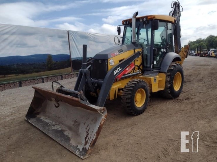 2020-deere-410l-image-37