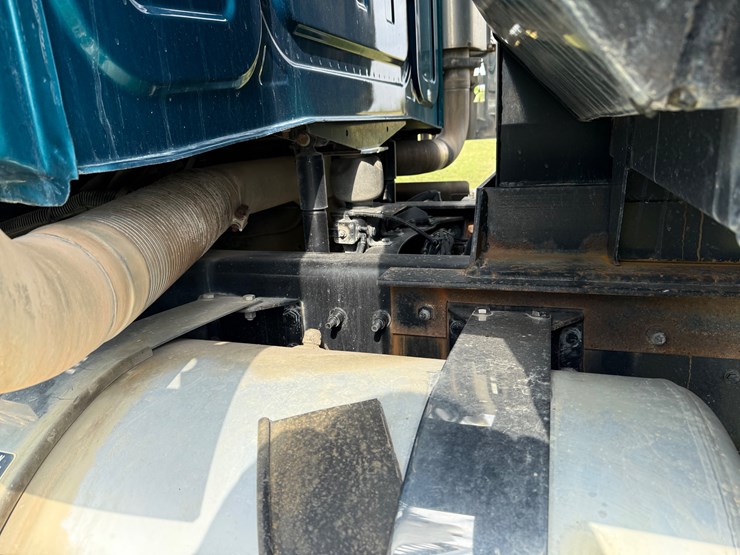 western-star-4900-image-21