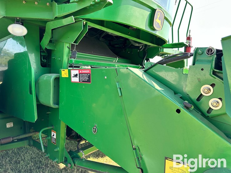 2005-john-deere-9760-sts-image-14