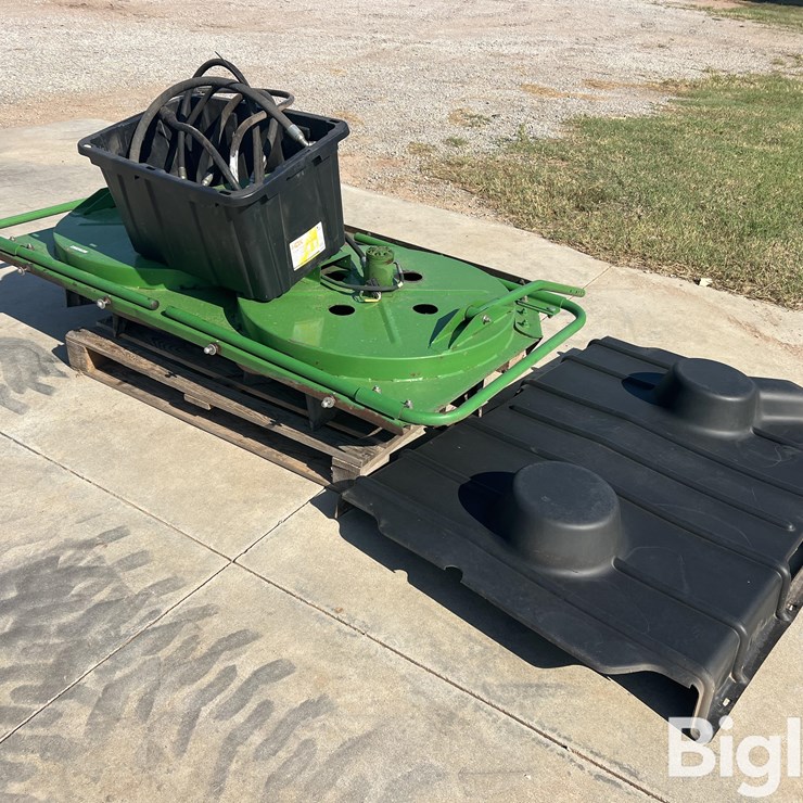 JOHN DEERE A