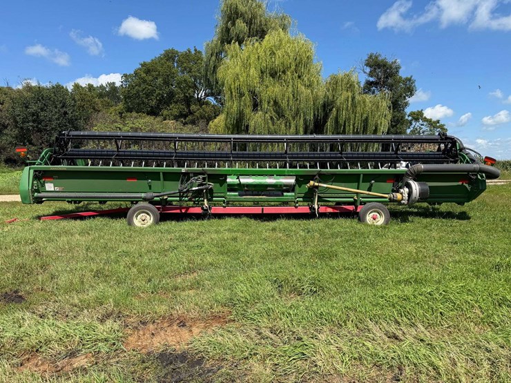 2010-john-deere-635f-image-3