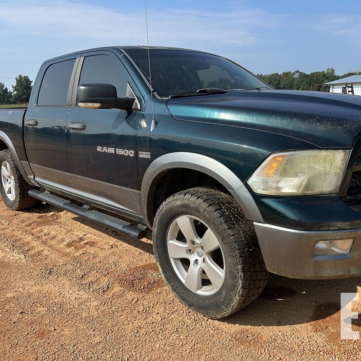 2011 DODGE RAM 1500