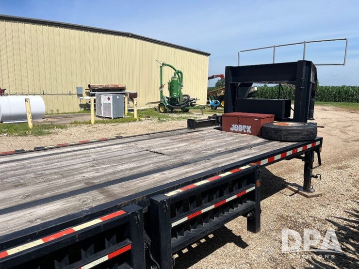 2008-b&b-gooseneck-trailer-(jn2404)-image-4