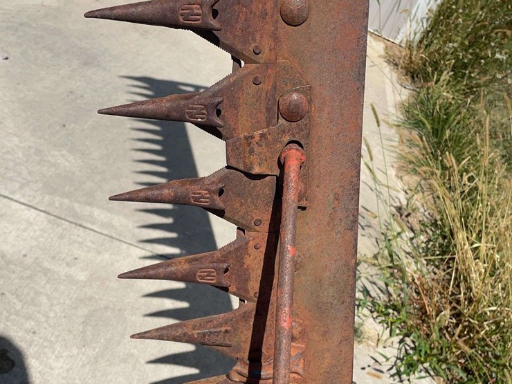new-idea-sickle-bar-mower-image-17
