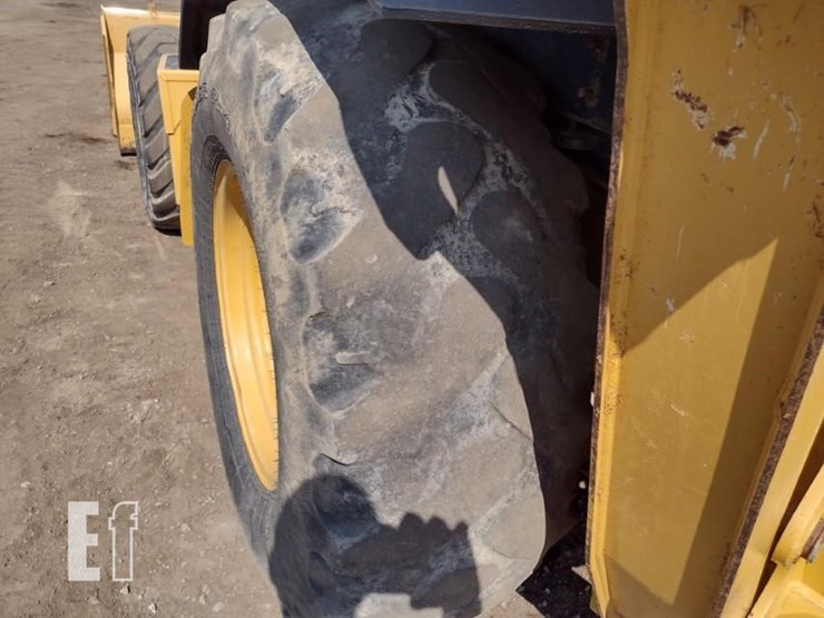 2017-deere-310sl-image-27