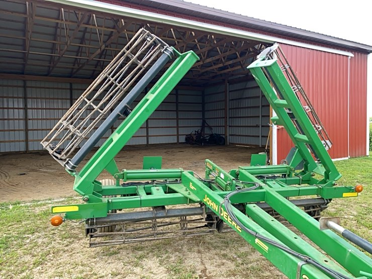 john-deere-200-image-4