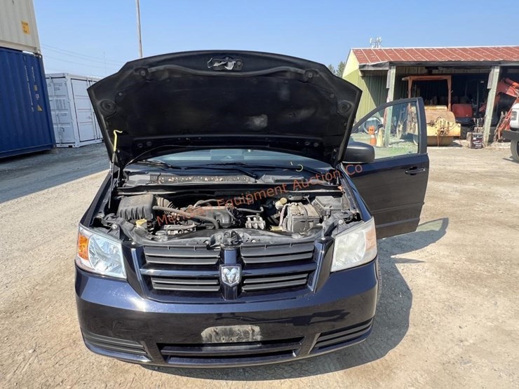 2010-dodge-grand-caravan-se-image-27