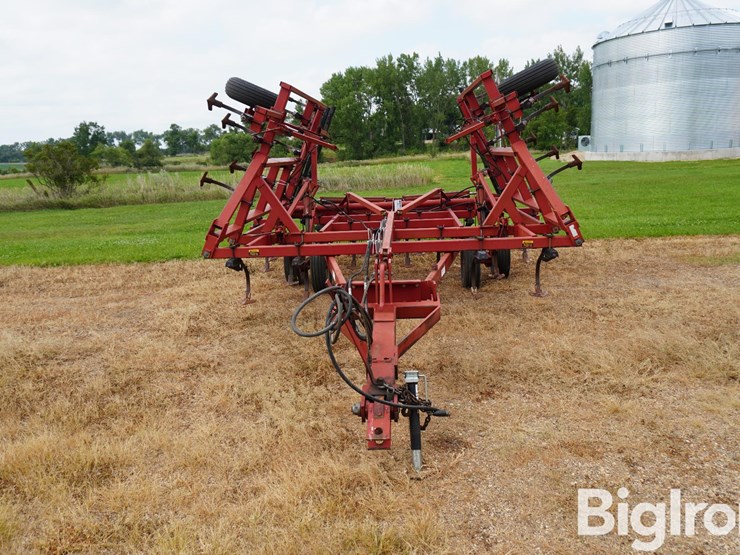 case-ih-4800-image-2