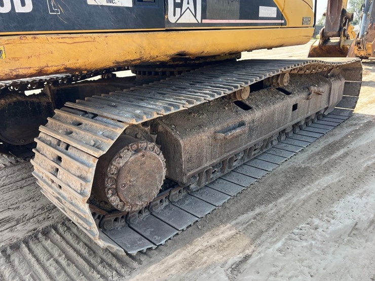 2007-caterpillar-330dl-image-15