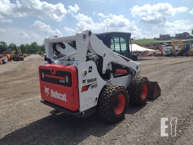 2022-bobcat-s740-image-29