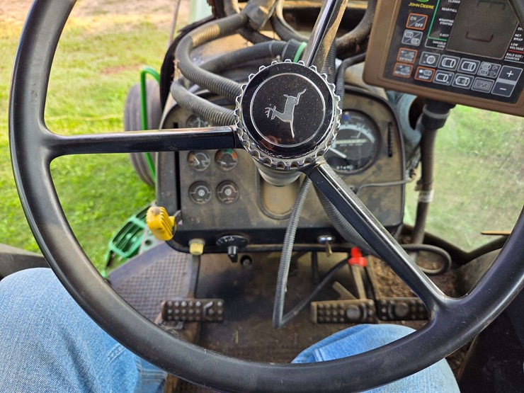 1981-john-deere-4440-image-15