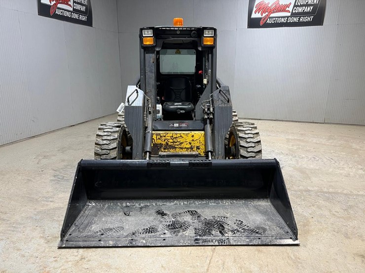 new-holland-ls180-image-8
