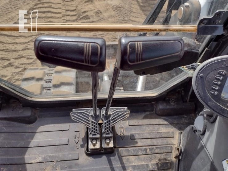 2018-bobcat-e85-image-8