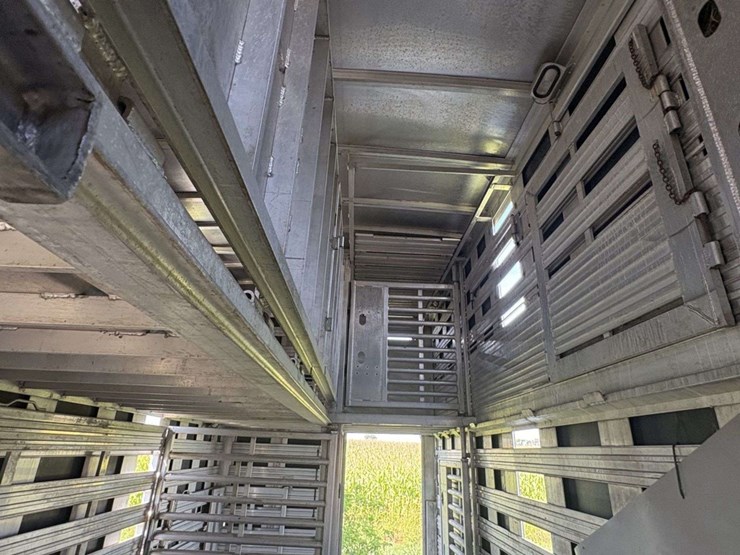2003-barrett-52’-pig-semi-trailer,-102”-wide-ground-loader,-tandem-axle,-255/70r22.5-on-steel-hub-pi-image-36