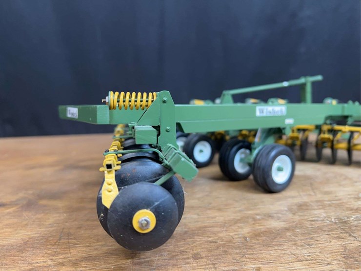 wishek-steel-842-image-13
