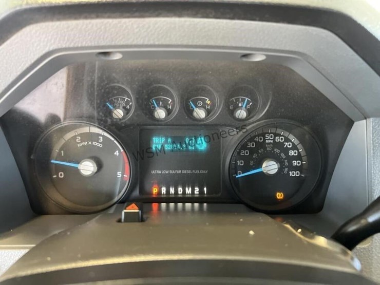 2011-ford-f350-image-17