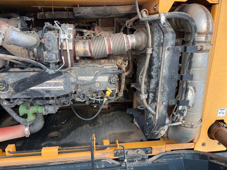 2019-hyundai-hx300l-image-21
