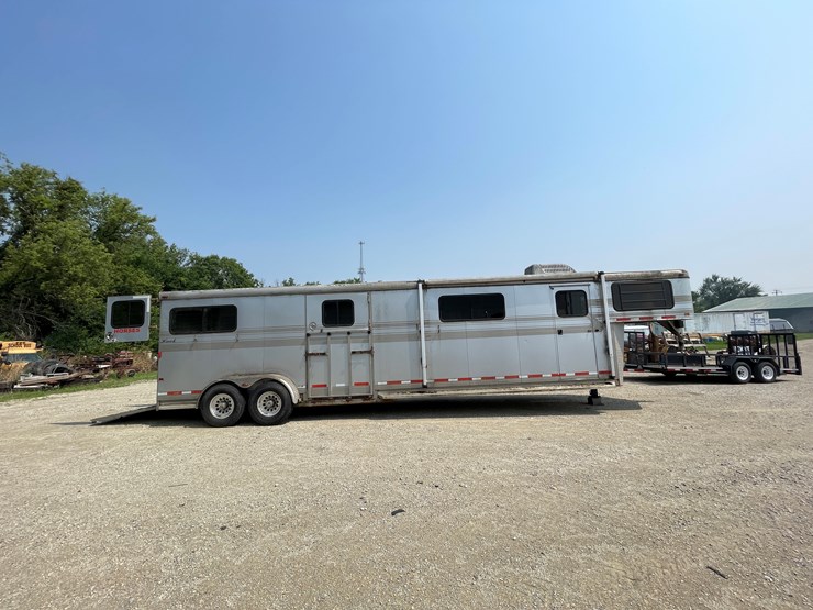 #6303-•-2003-hawk-horse-trailer,-(sells-with-paperwork-to-obtain-title-from-dmv)-image-4
