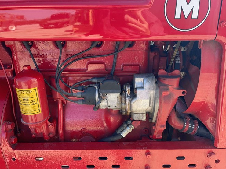 1950-ih-farmall-m-image-33